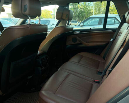 Серый БМВ Х5, объемом двигателя 3 л и пробегом 185 тыс. км за 16500 $, фото 13 на Automoto.ua