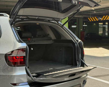 Серый БМВ Х5, объемом двигателя 3 л и пробегом 270 тыс. км за 21000 $, фото 25 на Automoto.ua