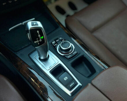 Серый БМВ Х5, объемом двигателя 3 л и пробегом 185 тыс. км за 16500 $, фото 11 на Automoto.ua