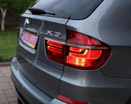 Серый БМВ Х5, объемом двигателя 3 л и пробегом 220 тыс. км за 19300 $, фото 6 на Automoto.ua