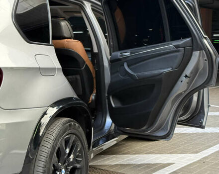 Серый БМВ Х5, объемом двигателя 3 л и пробегом 270 тыс. км за 21000 $, фото 18 на Automoto.ua