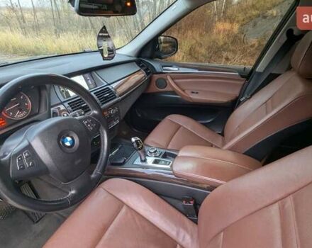 Серый БМВ Х5, объемом двигателя 3 л и пробегом 276 тыс. км за 15999 $, фото 16 на Automoto.ua