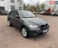 Серый БМВ Х5, объемом двигателя 3 л и пробегом 255 тыс. км за 12992 $, фото 1 на Automoto.ua