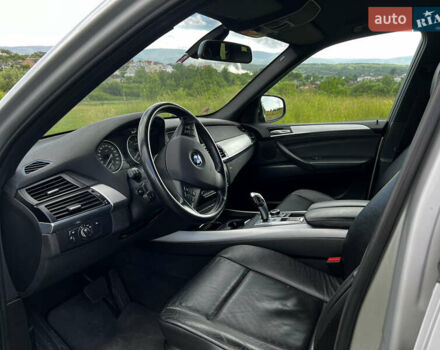 Серый БМВ Х5, объемом двигателя 3 л и пробегом 229 тыс. км за 23500 $, фото 8 на Automoto.ua