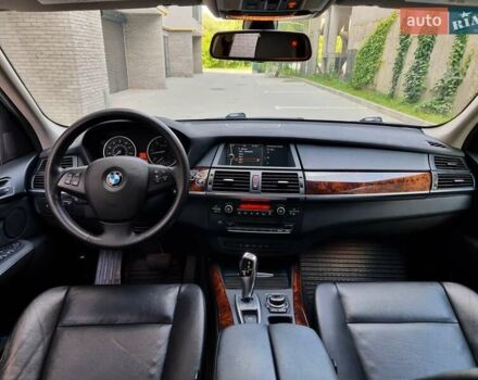 БМВ Х5 2013 в Хмельницком на Automoto.ua Серый БМВ Х5, объемом двигателя 2.99 л и пробегом 380 тыс. км за 16999 $, фото 1 на Automoto.ua