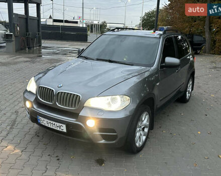 Серый БМВ Х5, объемом двигателя 3 л и пробегом 276 тыс. км за 15800 $, фото 3 на Automoto.ua