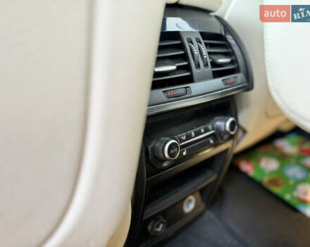 Серый БМВ Х5, объемом двигателя 3 л и пробегом 230 тыс. км за 14900 $, фото 26 на Automoto.ua