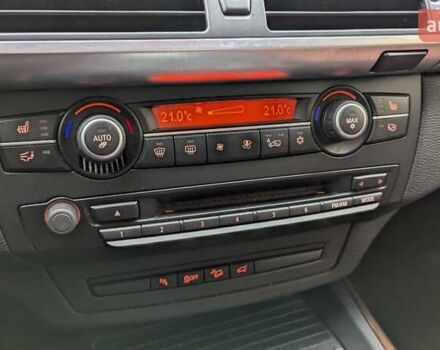 Серый БМВ Х5, объемом двигателя 3 л и пробегом 276 тыс. км за 15999 $, фото 27 на Automoto.ua