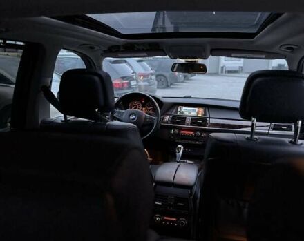 Сірий БМВ Х5, об'ємом двигуна 2.98 л та пробігом 250 тис. км за 15000 $, фото 15 на Automoto.ua