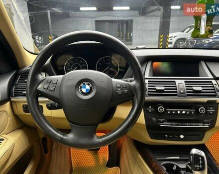 Серый БМВ Х5, объемом двигателя 2.98 л и пробегом 255 тыс. км за 14200 $, фото 10 на Automoto.ua