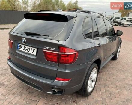 Серый БМВ Х5, объемом двигателя 3 л и пробегом 255 тыс. км за 12992 $, фото 43 на Automoto.ua