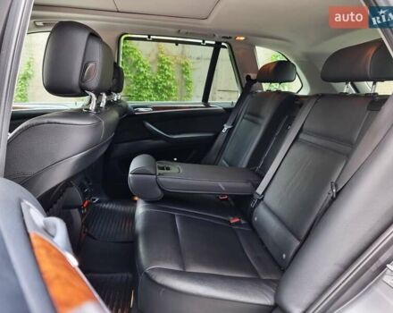 БМВ Х5 2013 в Хмельницком на Automoto.ua Серый БМВ Х5, объемом двигателя 2.99 л и пробегом 380 тыс. км за 16999 $, фото 55 на Automoto.ua