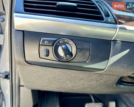 Серый БМВ Х5, объемом двигателя 3 л и пробегом 209 тыс. км за 14500 $, фото 19 на Automoto.ua