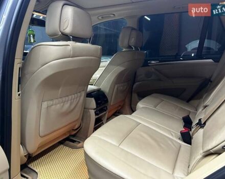 Серый БМВ Х5, объемом двигателя 2.98 л и пробегом 255 тыс. км за 14200 $, фото 14 на Automoto.ua