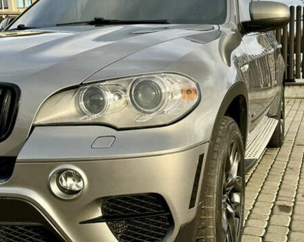 Серый БМВ Х5, объемом двигателя 2.99 л и пробегом 327 тыс. км за 16200 $, фото 4 на Automoto.ua