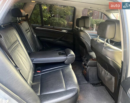 Серый БМВ Х5, объемом двигателя 3 л и пробегом 219 тыс. км за 17500 $, фото 13 на Automoto.ua