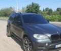 Сірий БМВ Х5, об'ємом двигуна 3 л та пробігом 245 тис. км за 18000 $, фото 1 на Automoto.ua
