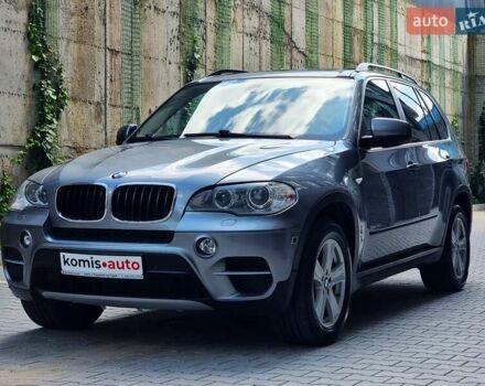 БМВ Х5 2013 в Хмельницком на Automoto.ua Серый БМВ Х5, объемом двигателя 2.99 л и пробегом 380 тыс. км за 16999 $, фото 4 на Automoto.ua