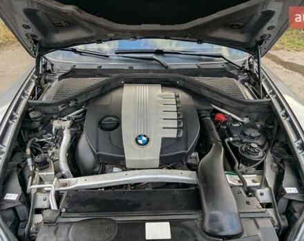 Серый БМВ Х5, объемом двигателя 3 л и пробегом 276 тыс. км за 15999 $, фото 42 на Automoto.ua