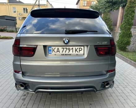 Серый БМВ Х5, объемом двигателя 3 л и пробегом 205 тыс. км за 15200 $, фото 5 на Automoto.ua