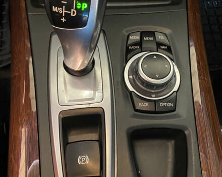 Серый БМВ Х5, объемом двигателя 2.98 л и пробегом 230 тыс. км за 18999 $, фото 2 на Automoto.ua