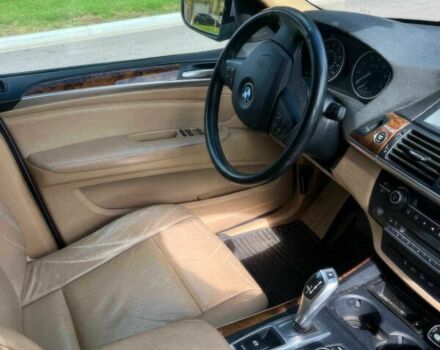 Серый БМВ Х5, объемом двигателя 3 л и пробегом 81 тыс. км за 7600 $, фото 6 на Automoto.ua