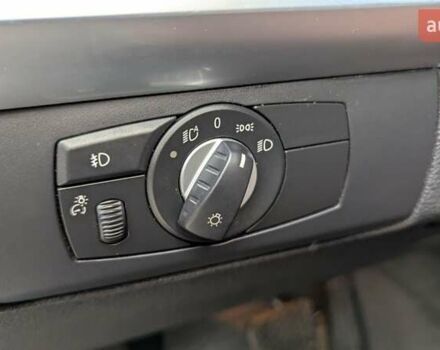 Серый БМВ Х5, объемом двигателя 3 л и пробегом 276 тыс. км за 15999 $, фото 35 на Automoto.ua