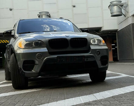 Серый БМВ Х5, объемом двигателя 3 л и пробегом 270 тыс. км за 21000 $, фото 10 на Automoto.ua