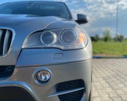 Сірий БМВ Х5, об'ємом двигуна 3 л та пробігом 182 тис. км за 19000 $, фото 3 на Automoto.ua