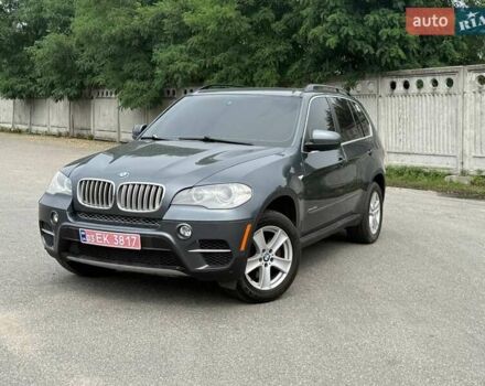 Серый БМВ Х5, объемом двигателя 3 л и пробегом 315 тыс. км за 16500 $, фото 1 на Automoto.ua