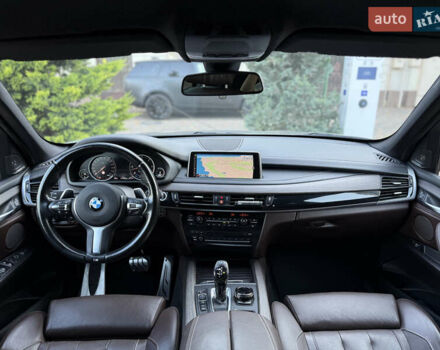 Серый БМВ Х5, объемом двигателя 2.99 л и пробегом 141 тыс. км за 38700 $, фото 16 на Automoto.ua