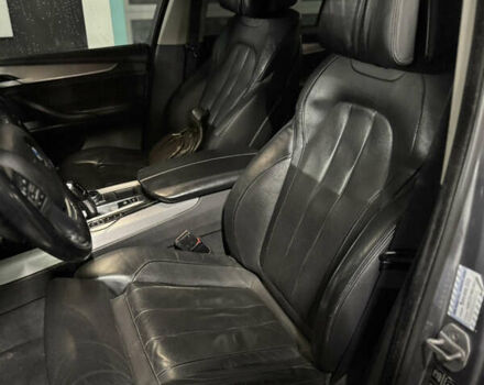 Сірий БМВ Х5, об'ємом двигуна 2.99 л та пробігом 302 тис. км за 27500 $, фото 16 на Automoto.ua