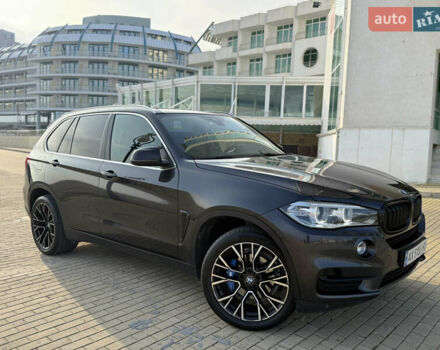 Сірий БМВ Х5, об'ємом двигуна 2 л та пробігом 180 тис. км за 25800 $, фото 12 на Automoto.ua