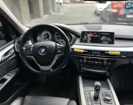 Серый БМВ Х5, объемом двигателя 2 л и пробегом 271 тыс. км за 21950 $, фото 13 на Automoto.ua