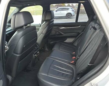 Серый БМВ Х5, объемом двигателя 3 л и пробегом 120 тыс. км за 37000 $, фото 16 на Automoto.ua