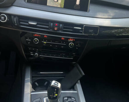 Сірий БМВ Х5, об'ємом двигуна 2 л та пробігом 196 тис. км за 26500 $, фото 13 на Automoto.ua