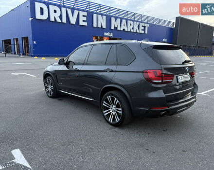 Сірий БМВ Х5, об'ємом двигуна 3 л та пробігом 244 тис. км за 19900 $, фото 3 на Automoto.ua