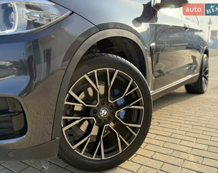 Сірий БМВ Х5, об'ємом двигуна 2 л та пробігом 180 тис. км за 25800 $, фото 5 на Automoto.ua
