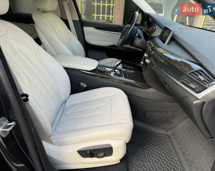 Серый БМВ Х5, объемом двигателя 2.99 л и пробегом 230 тыс. км за 27000 $, фото 24 на Automoto.ua