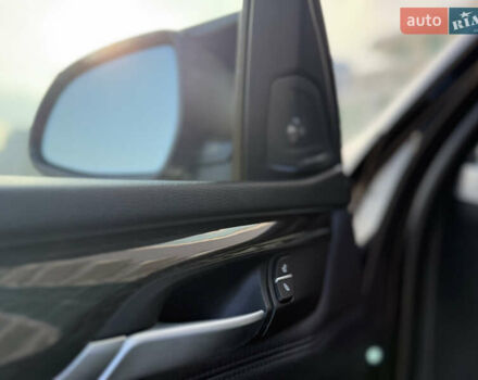 Сірий БМВ Х5, об'ємом двигуна 2 л та пробігом 180 тис. км за 25800 $, фото 29 на Automoto.ua