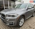 Сірий БМВ Х5, об'ємом двигуна 3 л та пробігом 235 тис. км за 16900 $, фото 2 на Automoto.ua
