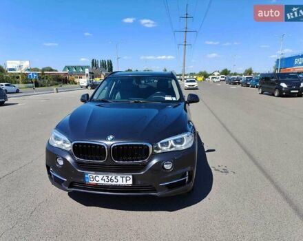 Серый БМВ Х5, объемом двигателя 2.98 л и пробегом 280 тыс. км за 20500 $, фото 8 на Automoto.ua