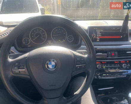 Серый БМВ Х5, объемом двигателя 3 л и пробегом 280 тыс. км за 20500 $, фото 6 на Automoto.ua