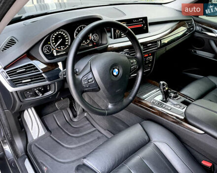 Серый БМВ Х5, объемом двигателя 2.98 л и пробегом 179 тыс. км за 23000 $, фото 29 на Automoto.ua