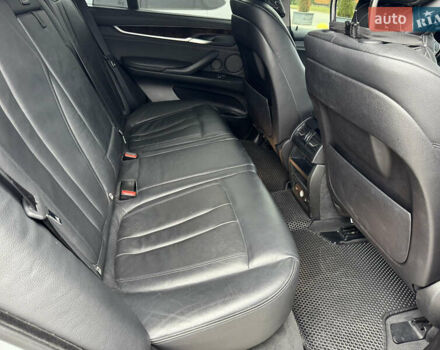 Серый БМВ Х5, объемом двигателя 2.98 л и пробегом 226 тыс. км за 18500 $, фото 22 на Automoto.ua