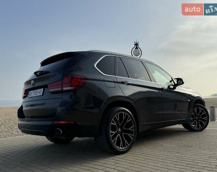 Сірий БМВ Х5, об'ємом двигуна 2 л та пробігом 180 тис. км за 25800 $, фото 15 на Automoto.ua