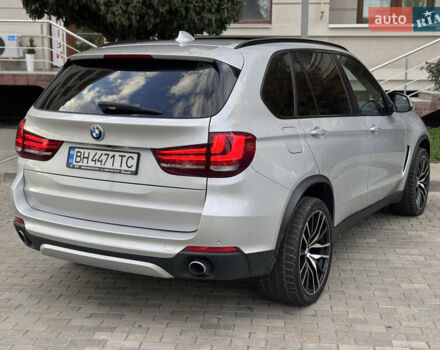 Серый БМВ Х5, объемом двигателя 3 л и пробегом 161 тыс. км за 21990 $, фото 44 на Automoto.ua