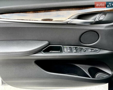 Серый БМВ Х5, объемом двигателя 2.98 л и пробегом 179 тыс. км за 23000 $, фото 28 на Automoto.ua