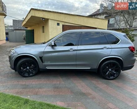 Серый БМВ Х5, объемом двигателя 2.98 л и пробегом 218 тыс. км за 20500 $, фото 8 на Automoto.ua