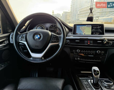 Сірий БМВ Х5, об'ємом двигуна 2 л та пробігом 180 тис. км за 25800 $, фото 36 на Automoto.ua